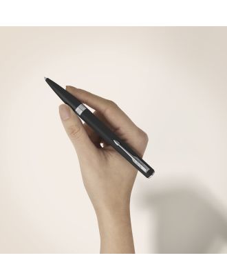 Parker Meridian Kugelschreiber mit mattschwarzer Chromverzierung