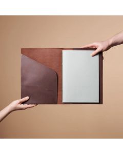 Paper Republic Le Portfolio A4 Chestnut