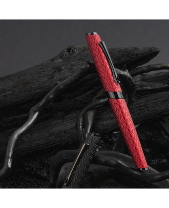Diplomat Cobra Guilloche Pluma estilográfica rojo burdeos