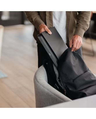 Funda híbrida para portátil Orbitkey 16" Negra