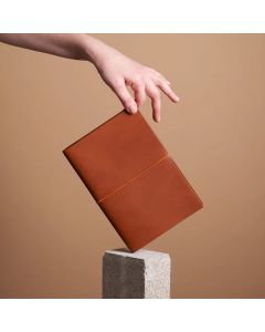 Paper Republic Grand Voyageur XL Cognac