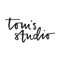 Recharges Tom's Studio 