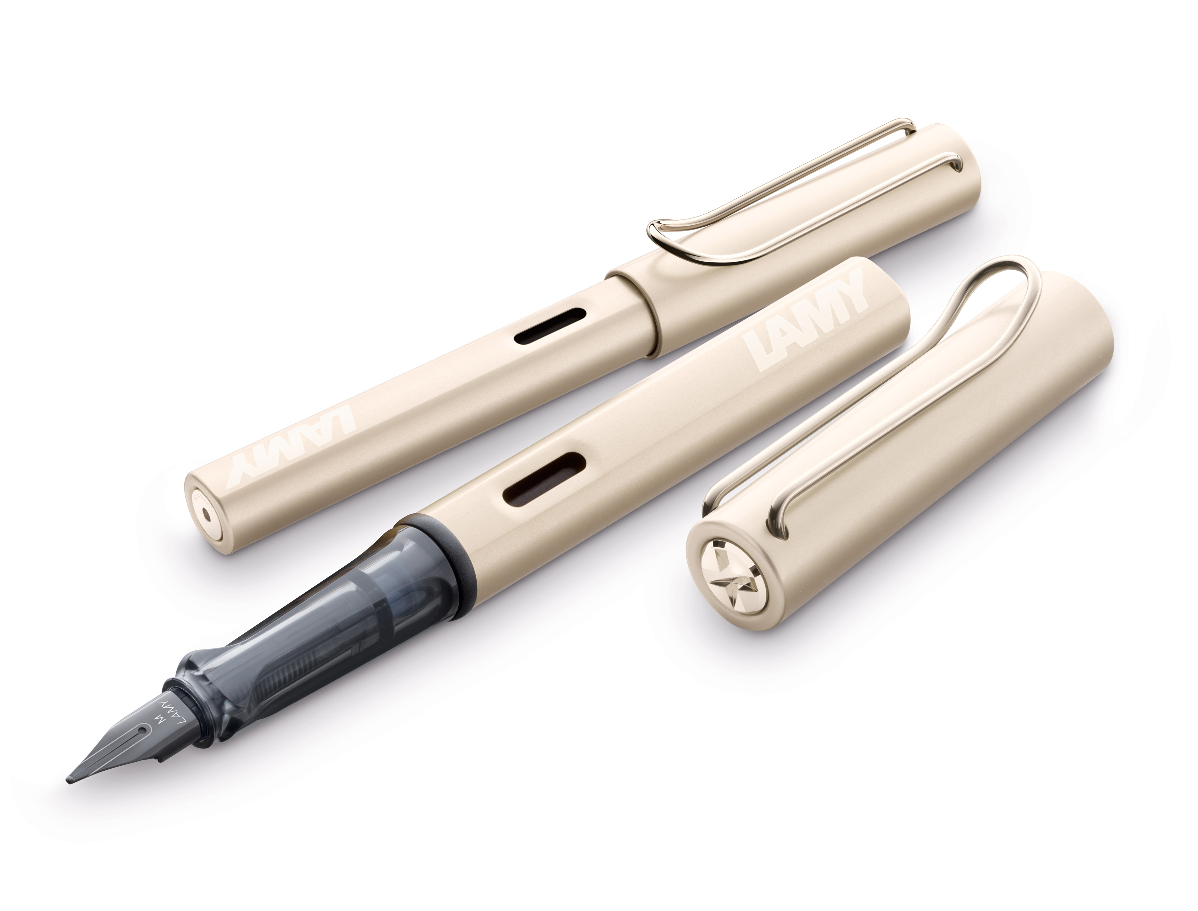LAMY Lx Luxe Vulpen 058 Van Licht Aluminium In De Kleur Palladium Met Edelmetaalafwerking En Glanzend Zwarte Pvd Stalen Penpunt Inclusief Blauwe Lamy T 10 Inktpatroon En Geschenkverpakking LAMY Lx Luxe Vulpen 058 Van Licht Aluminium In De Kleur Palladium Met Edelmetaalafwerking En Glanzend Zwarte Pvd Stalen Penpunt Inclusief Blauwe Lamy T 10 Inktpatroon En Geschenkverpakking