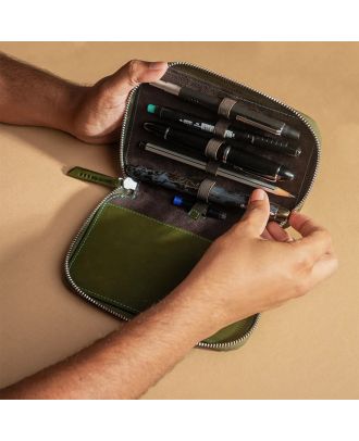 Endless Companion Adjustable Pen Pouch Green 5 Pens