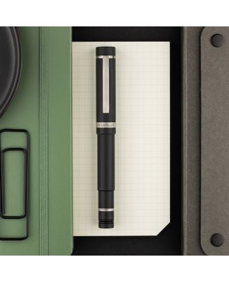 Conid Regular Black Bulkfiller – Delrin Barrel – Flat Top Fountain Pen