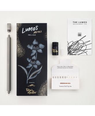 Tom's Studio Lumos Pro Duo Refillable Fineliner & Brush Pen Brass