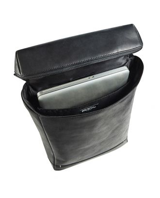 Maverick Urban Classic Black Leather Backpack with laptop sleeve 15'6"