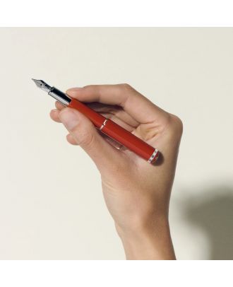 Montblanc Heritage Rouge et Noir Baby Special Edition Coral Fountain Pen