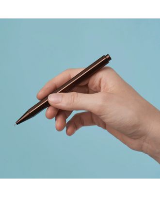 Paper Republic le stylo needlepoint pen Chestnut