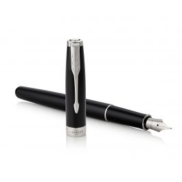 Parker Sonnet 万年筆 シルバー/ブラック18K-750 1931500_sonnet_vulpen_schuin_s