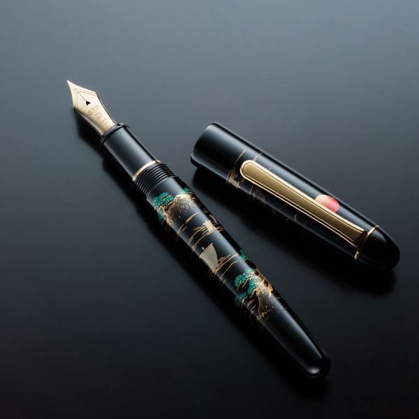 Platinum #3776 Century Silver Kaga Maki-e Sansui Fountain Pen