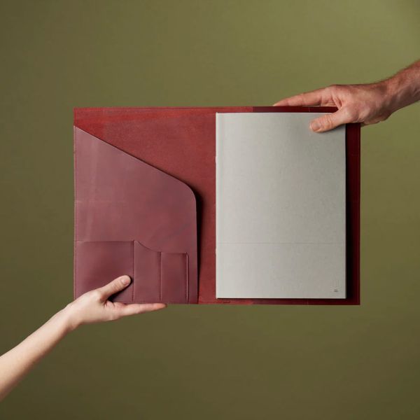 Paper Republic Le Portfolio A4 Bordeaux | Penworld