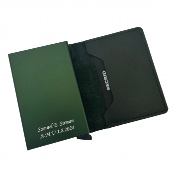 Slim Wallet Original Green</br> Font: Corsiva