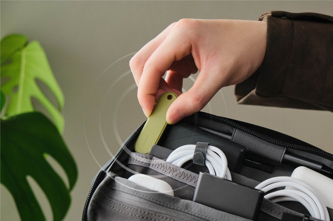 Orbitkey Universal Tracker in a pouch