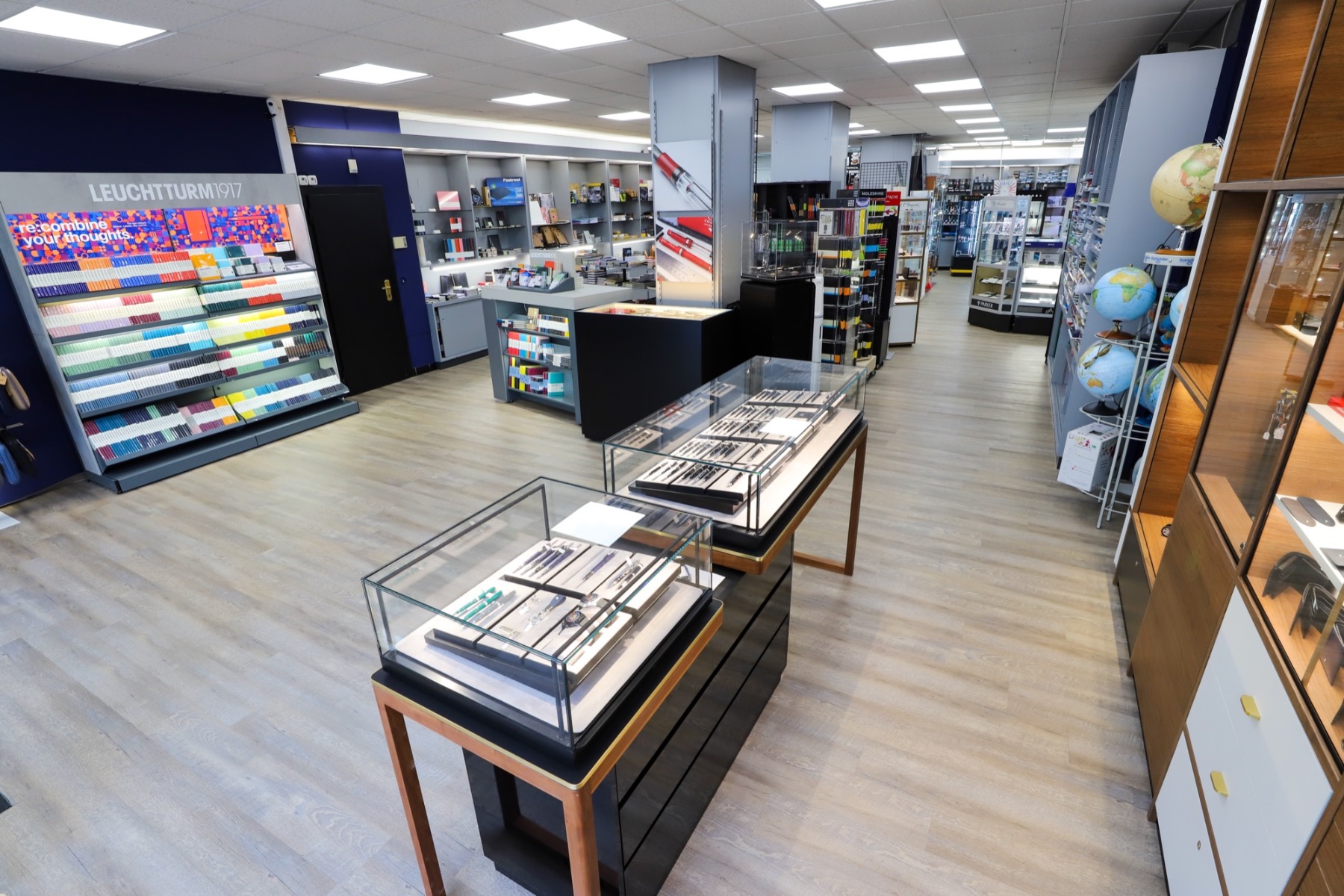 The Penworld pen shop in Antwerp, with Leuchtturm1917 and the display cases